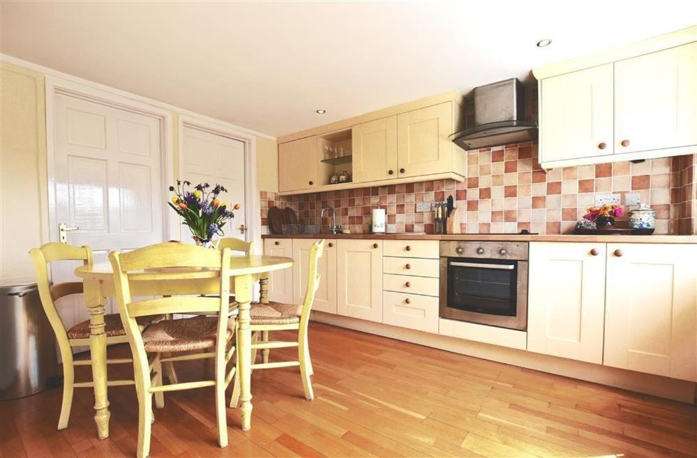 Beach Retreat Aberporth Exterior foto